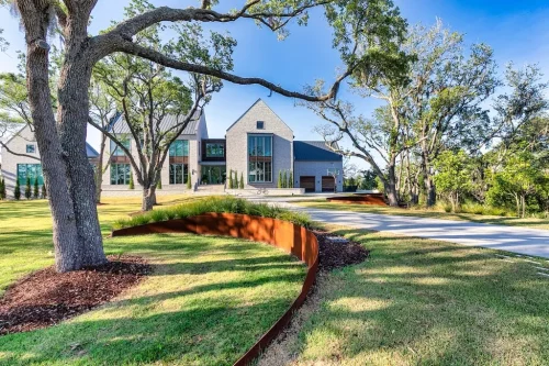 Landscaper-Charleston-SC-5-20-26-0000003