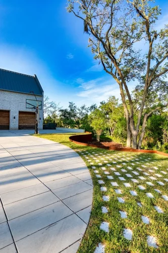 Landscaper-Charleston-SC-5-20-26-0000007